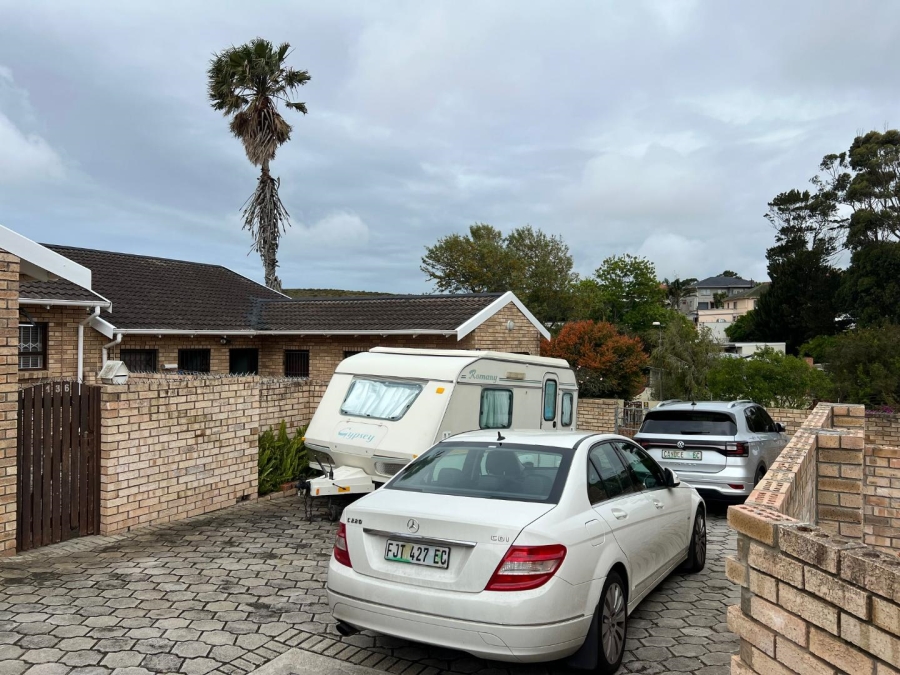To Let 3 Bedroom Property for Rent in Newton Park Eastern Cape